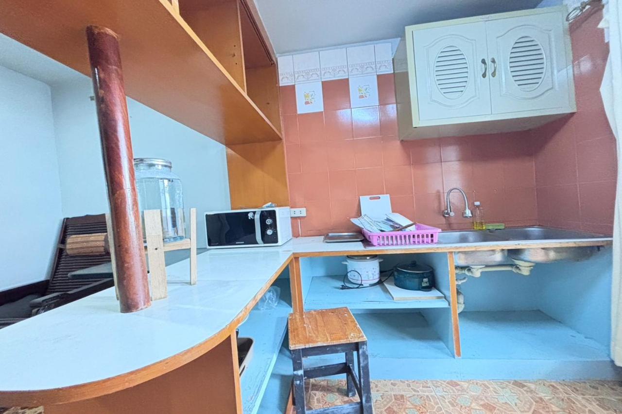 Sunshiny-BB Hostel near Punnavithi BTS station - 4