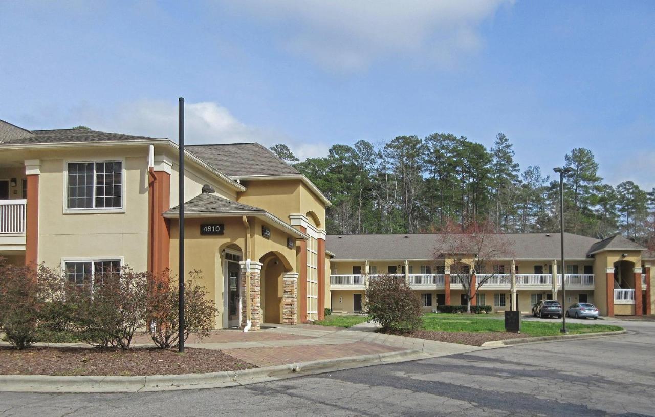 City Studios Inn and Suites — photo 10