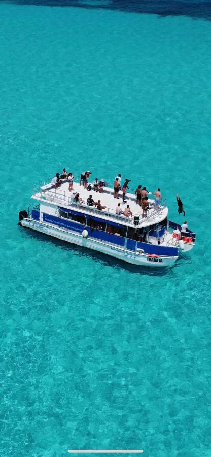 Catamaran Fragata Cancun - 2