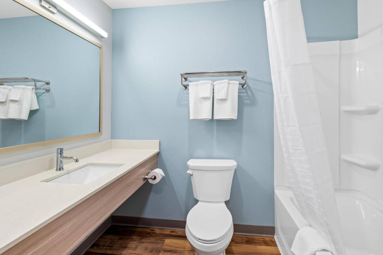 WoodSpring Suites Richmond Airport — photo 10