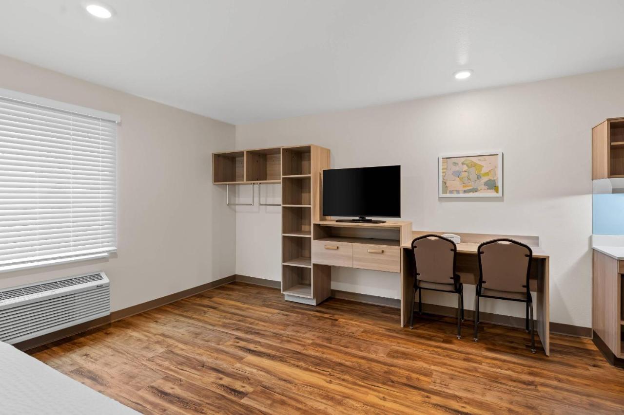 WoodSpring Suites Richmond Airport — photo 15