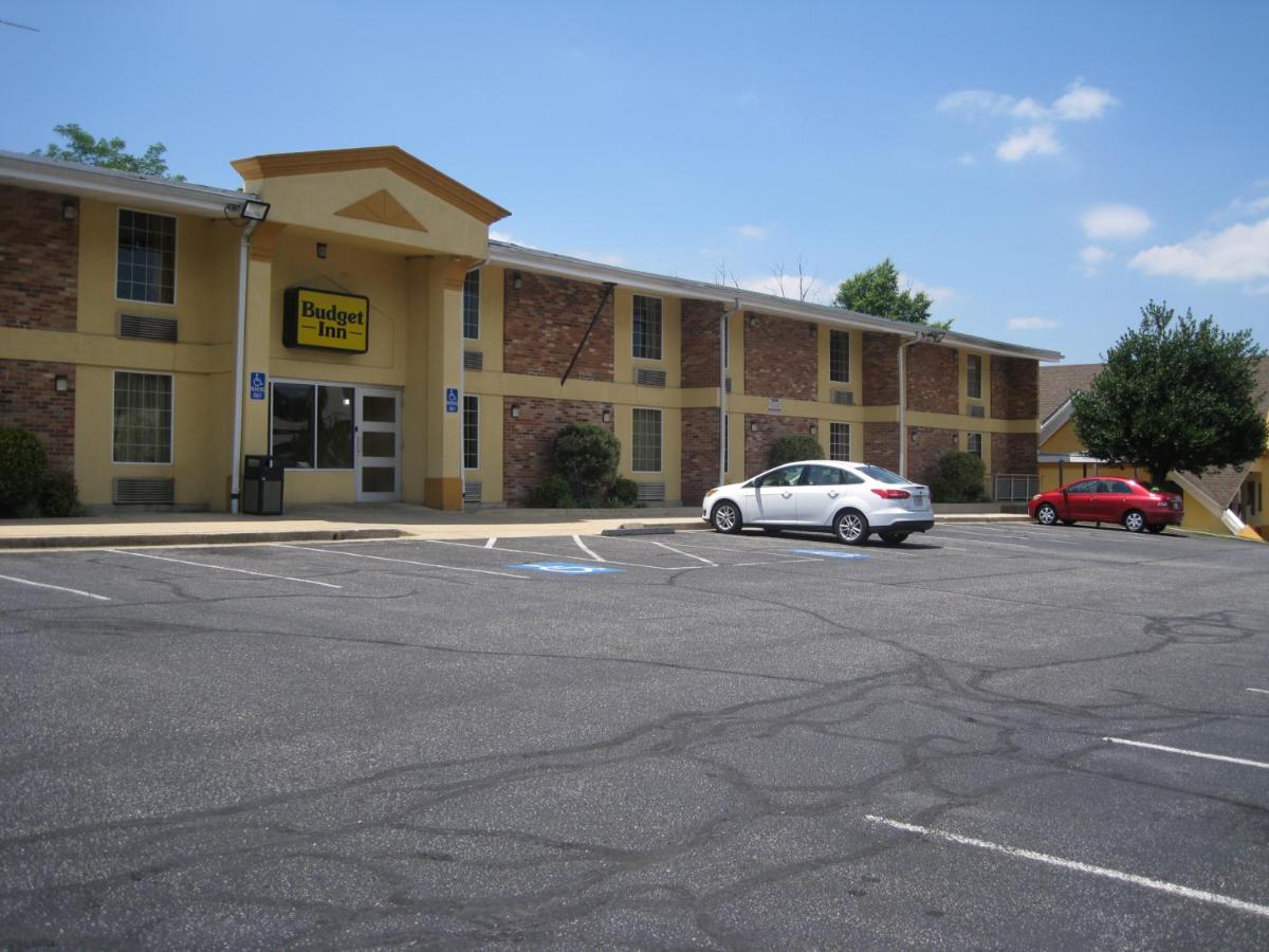 Budget Inn — photo 10