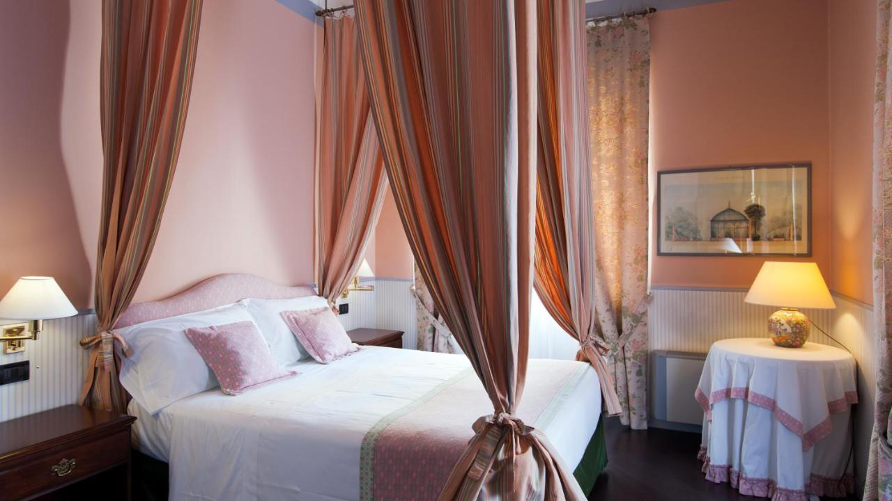 Hotel Victoria & Iside Spa photo