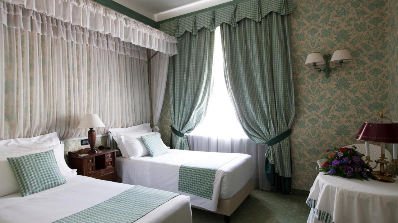 Hotel Victoria & Iside Spa photo
