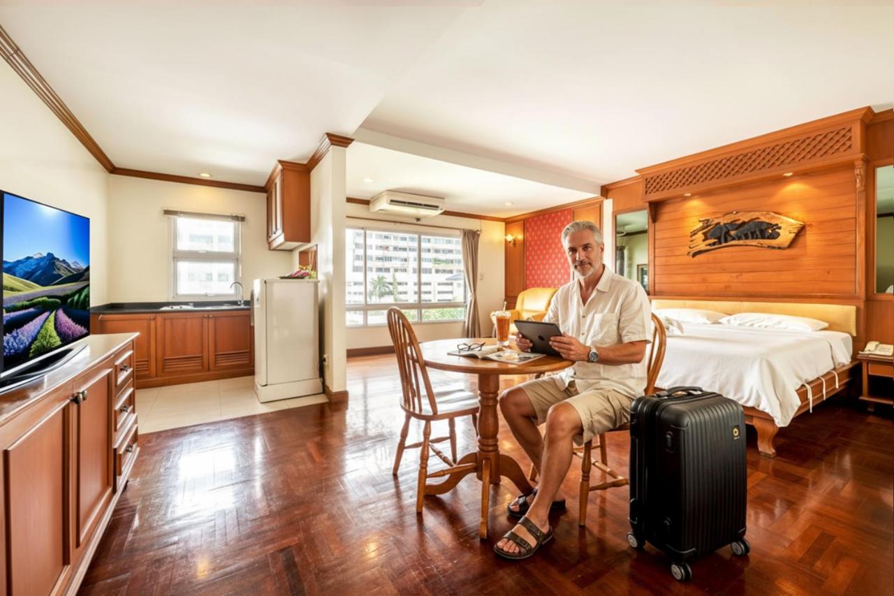 Studio Suite by Royal Ivory Nana - 3