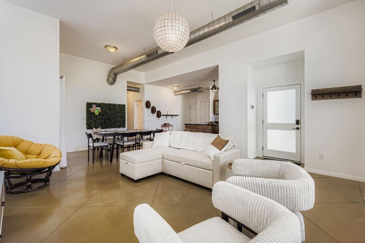 SoCo Haven Retreat - WiFi & Fire Pit - Sleeps 8 - 5