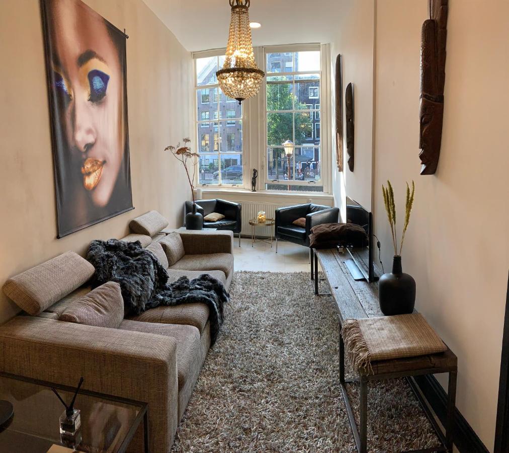 Unique Royal Basement residence - 3