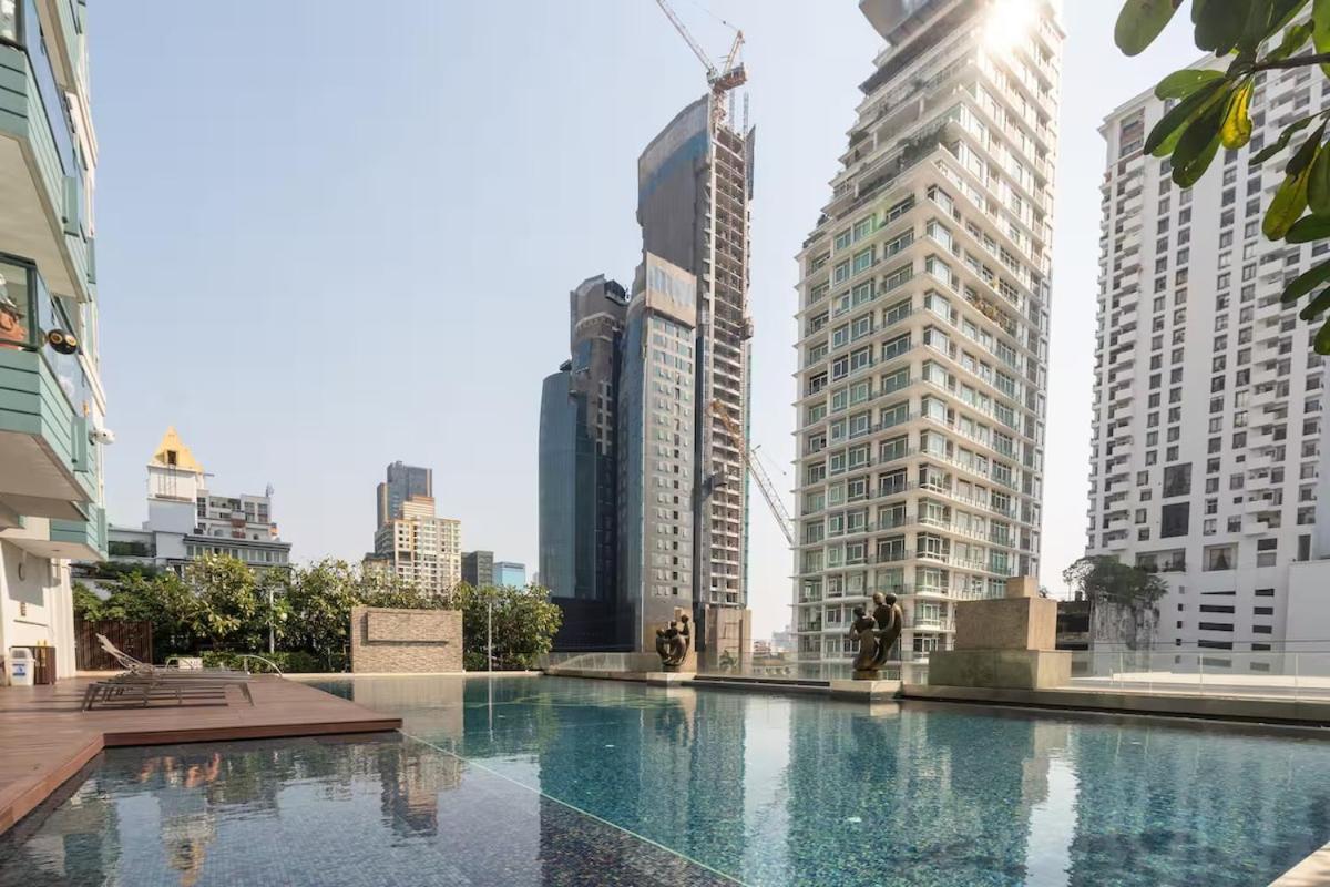 Thong Lor Luxury condo with Swimming Pool, Fast Wifi - 2