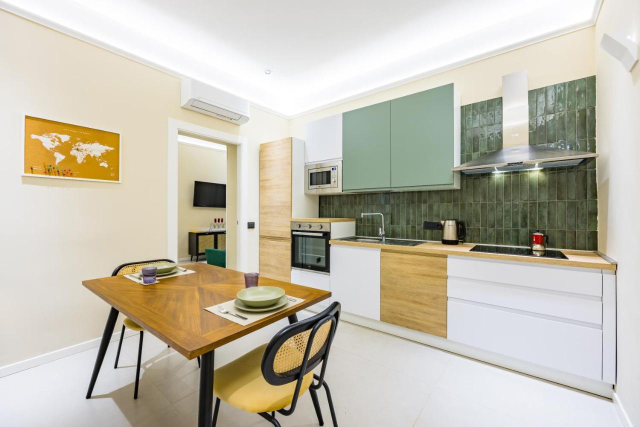 Modern Spacious Apartment in the Heart of Naples - 4