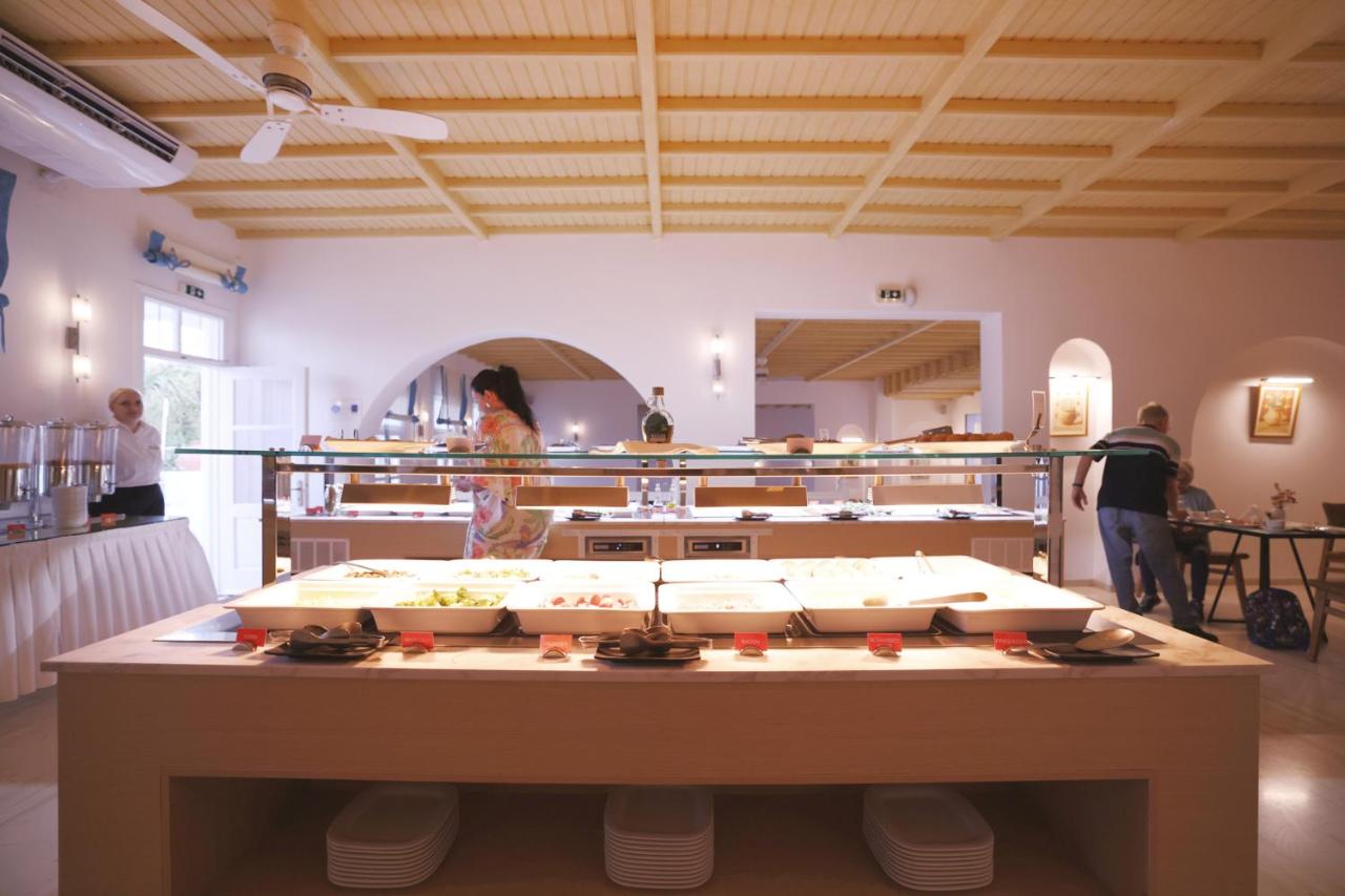 Poseidon Hotel Suites - 5