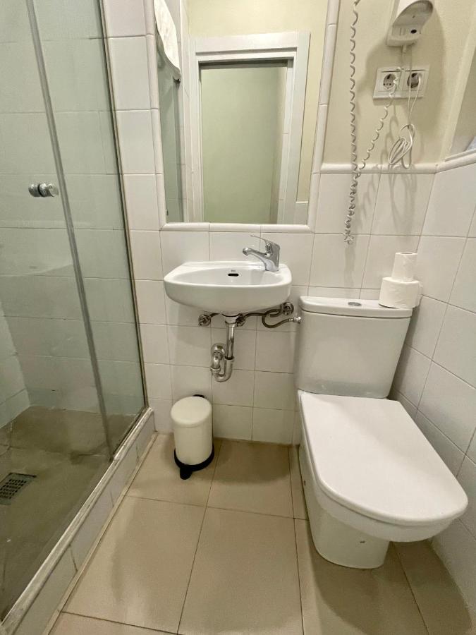 Hostal Madrid — quarto