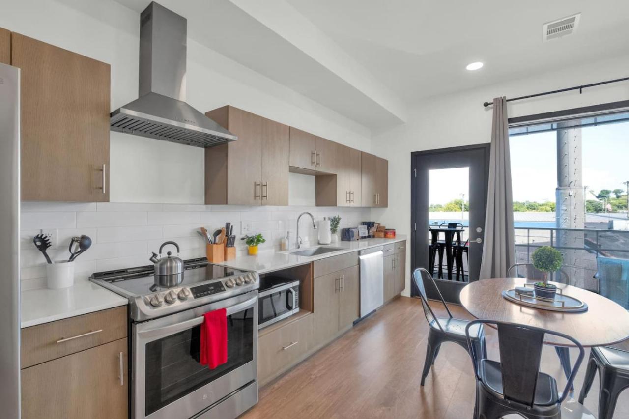 Nashville Retreat Stylish Condo Near Broadway