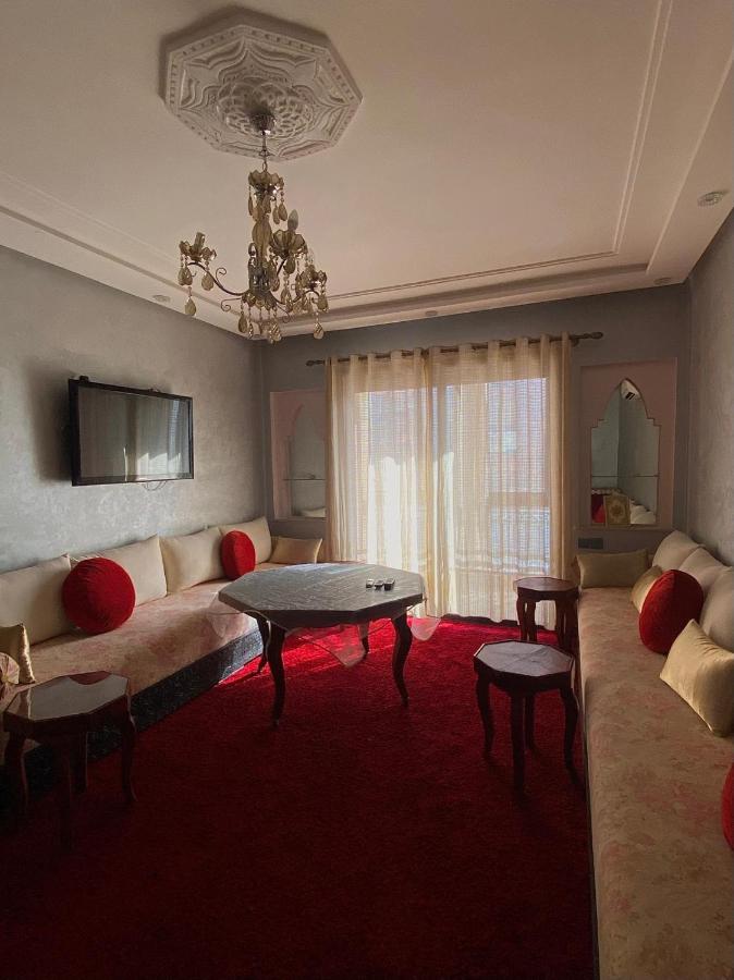 Modern 2-Bedroom Apartment in Gueliz