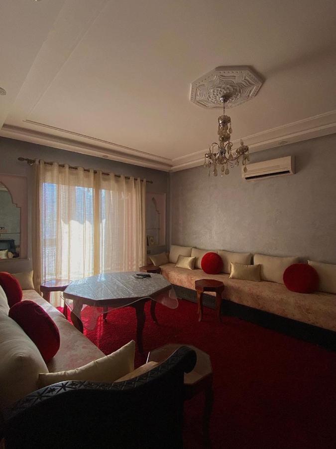 Modern 2-Bedroom Apartment in Gueliz - 2