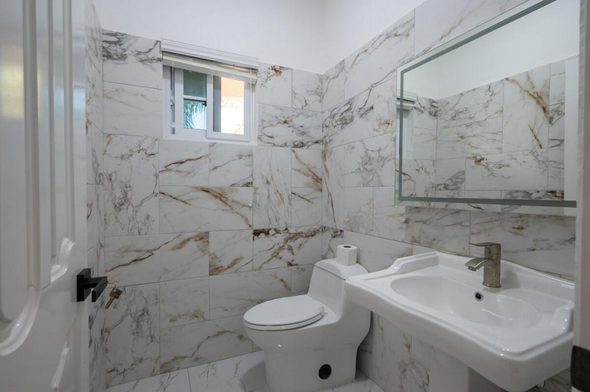 Summer Shades Villa at Legacy - 3