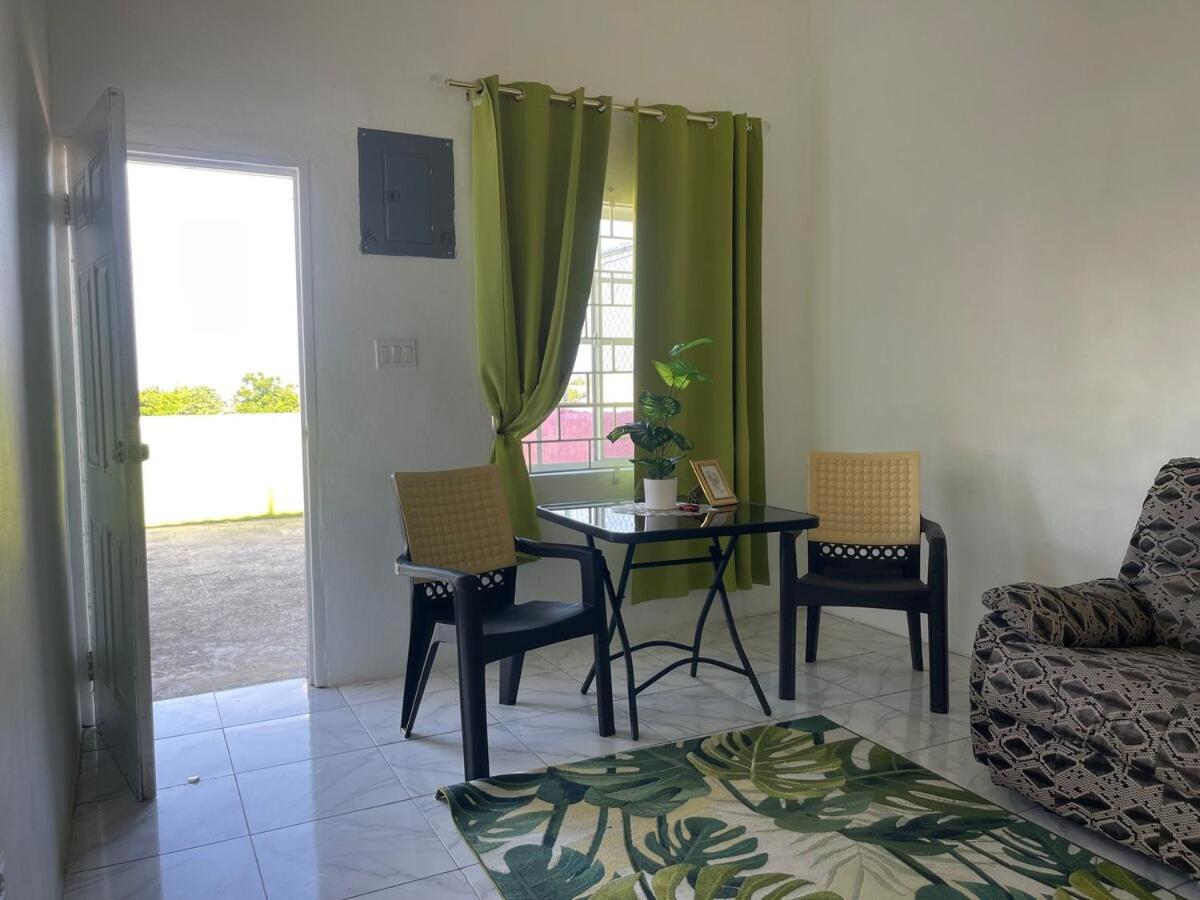 King St Penthouse 10 mins walk to Beach - 4