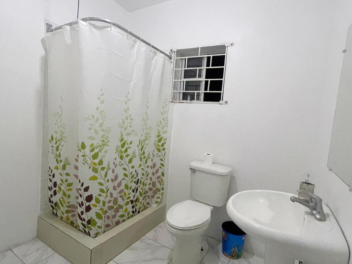 King St Penthouse 10 mins walk to Beach - 3