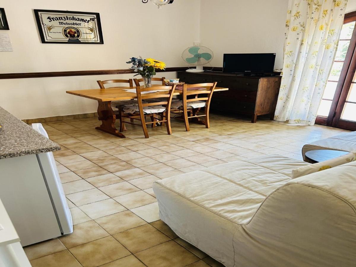 Apartment in farmhouse with garden and pool