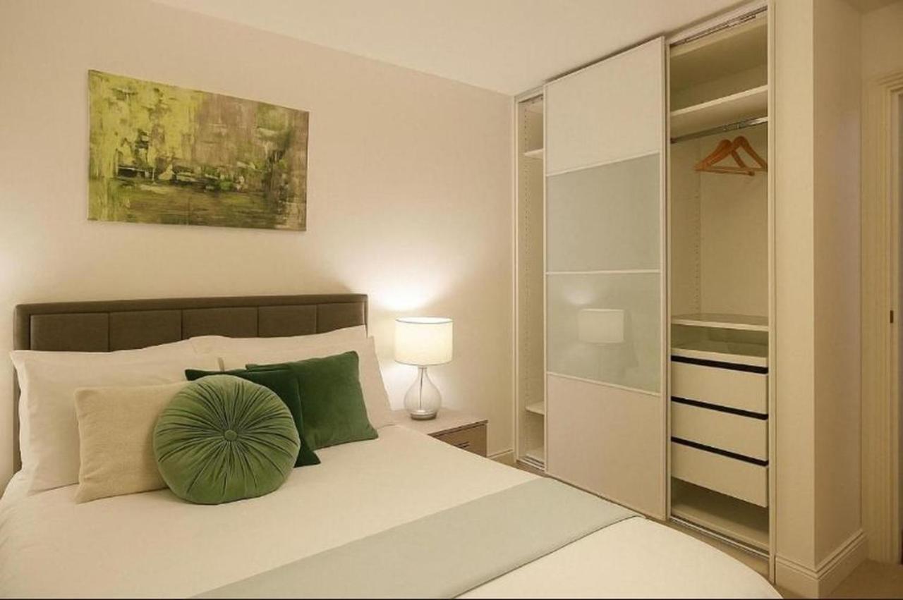 Charming 2 Bedroom Flat in the Heart of London, 2 mins to Trafalgar Square! - 2