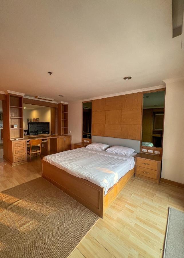 Panoramic River View Residence - 2