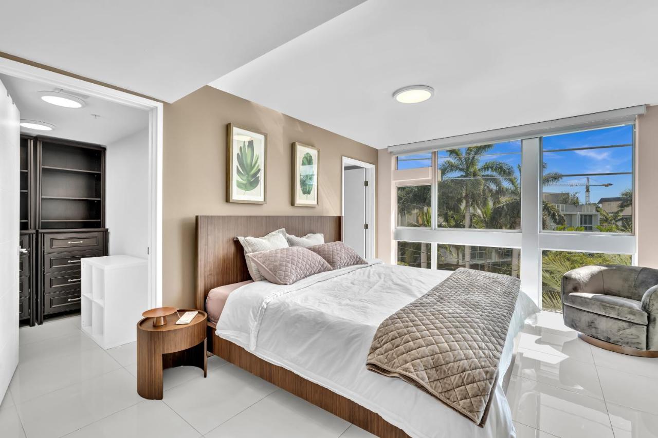 Waterfront Luxury Kosher Condo with Rooftop Pool, Bay Harbor Islands - 4