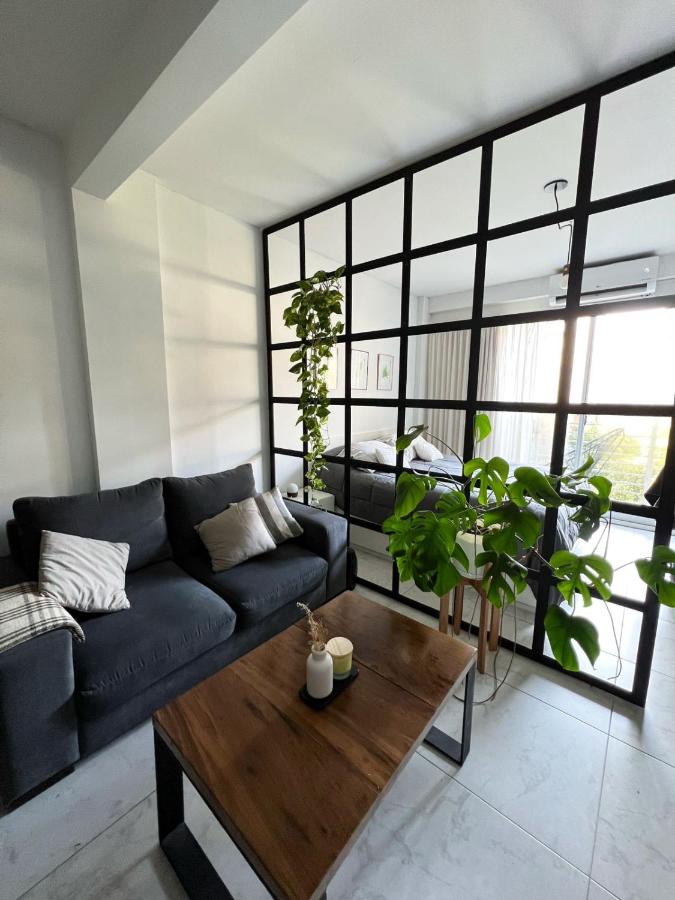 Bright apartment, excellent location