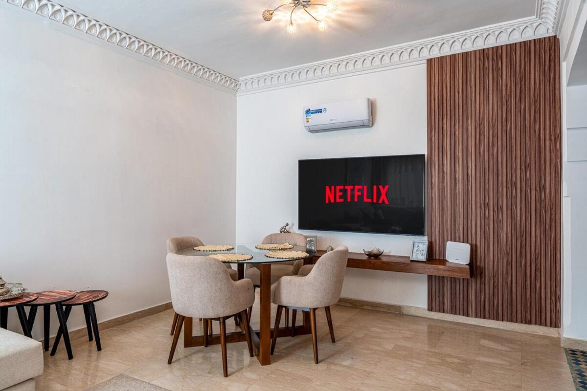 Cosy Palace elevator and pool - 3