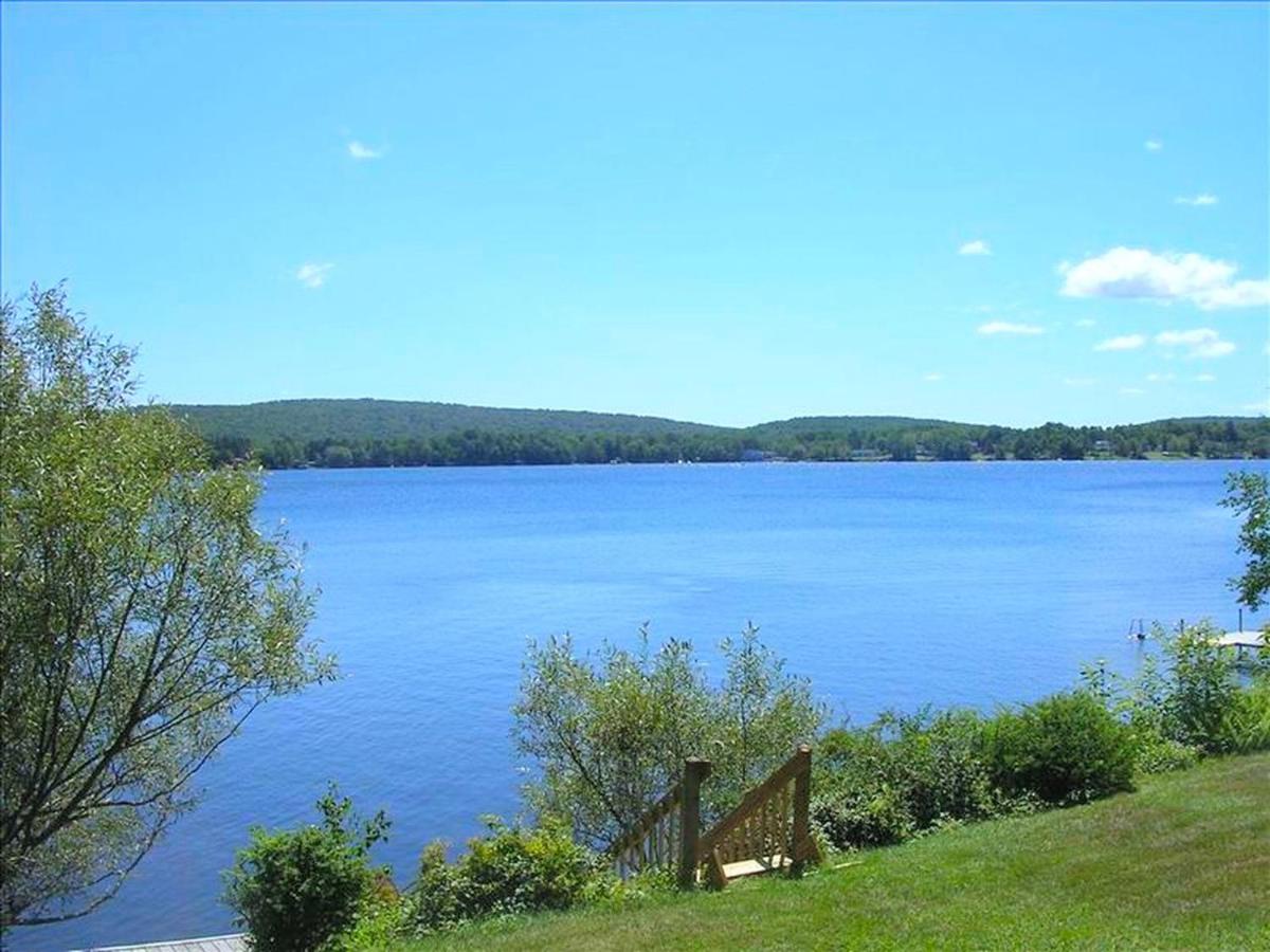 Wiffy Bog Farm Bed and Breakfast — photo 22