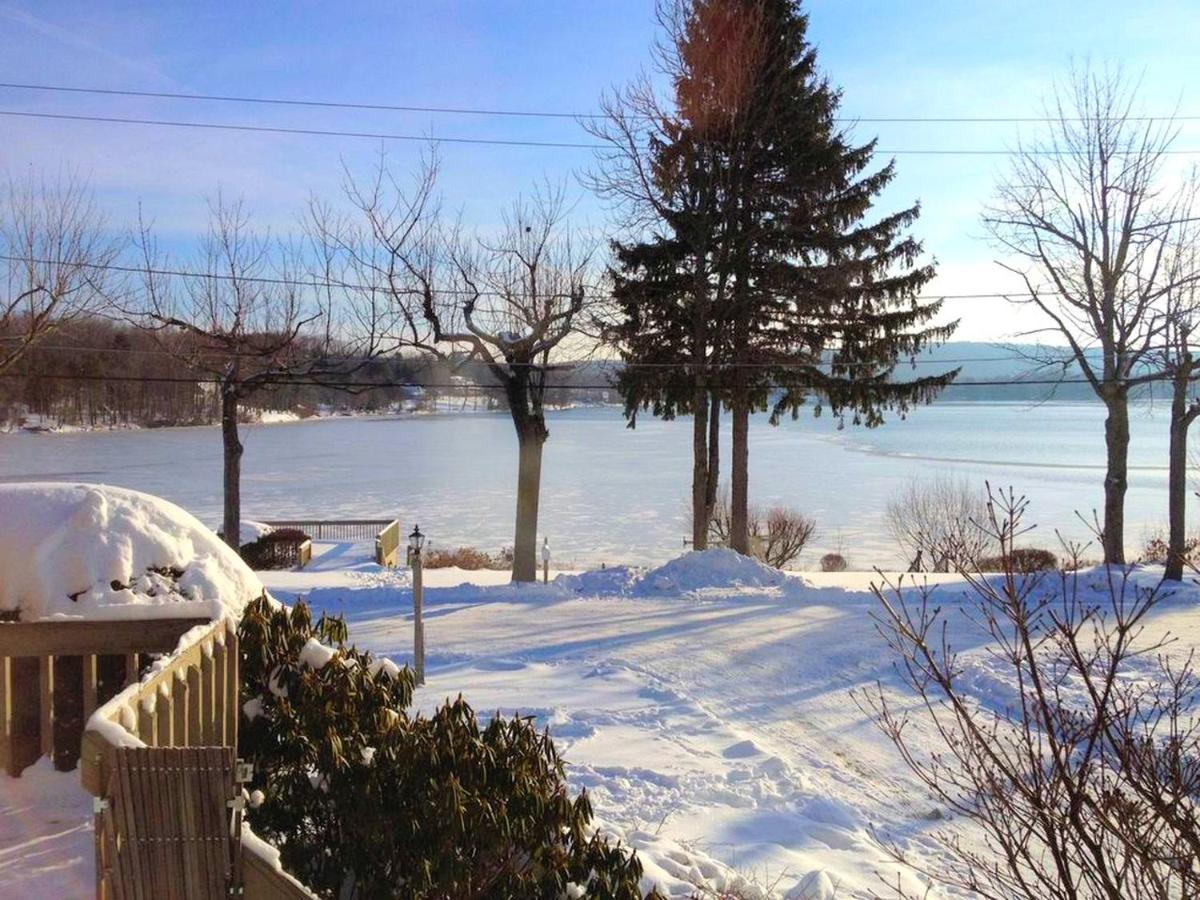 Wiffy Bog Farm Bed and Breakfast — photo 24