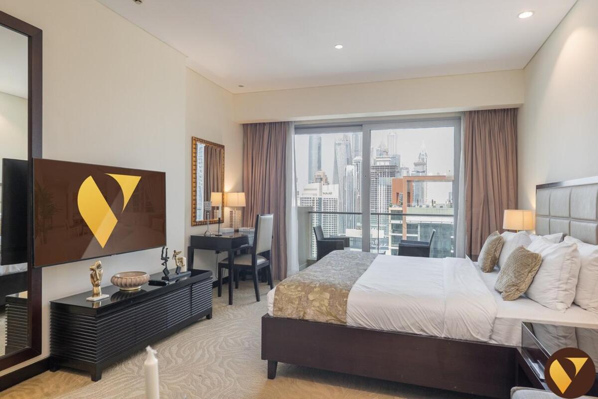 Vogue Vacation Homes, Marina JW Marriott with Direct Access to Marina Mall, Studio Apartment with Balcony and Marina Skyline View, Access to all Amenities - 3