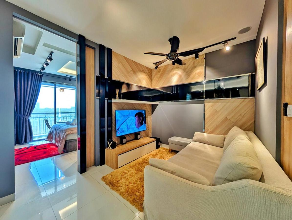 Family Friendly Designer Studio At Puteri Harbour