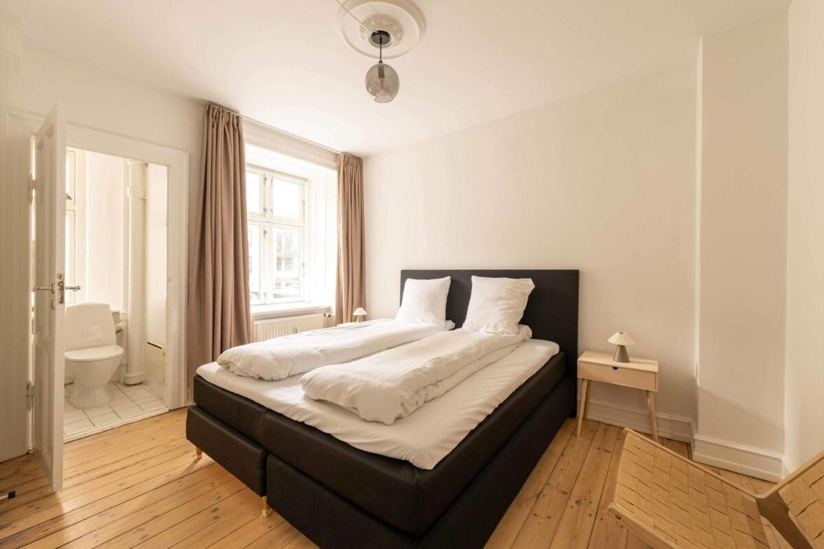 TEST ONLY Spacious and Comfortable First-Floor 3BR - 2