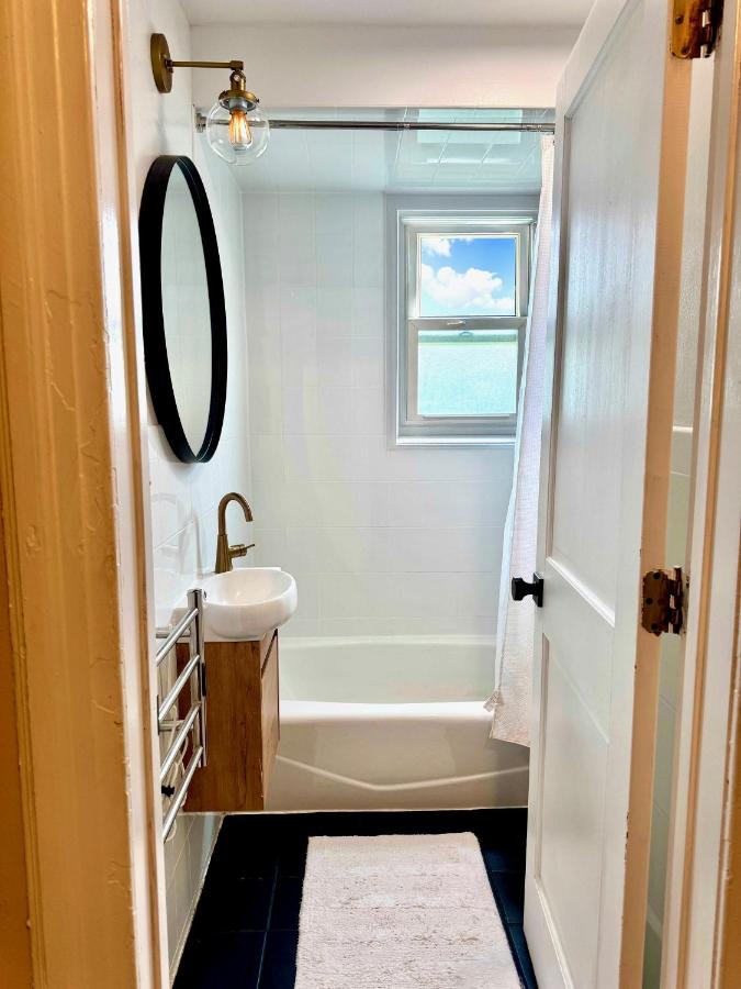 20 min NYC-Modern Private Room-Queen Bed-Parking Available But Confirm with Hosts - 5