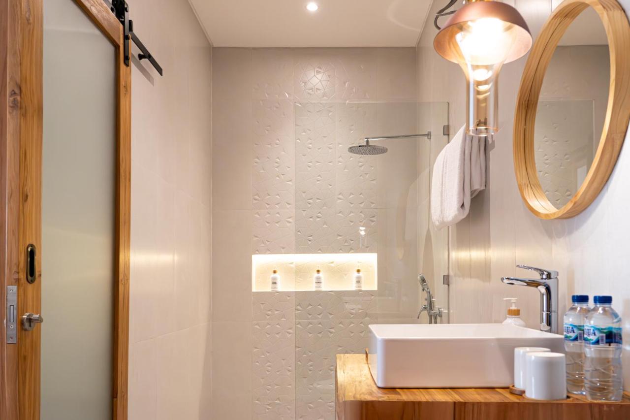 Kaylora Villa by Tanya Pink - 3