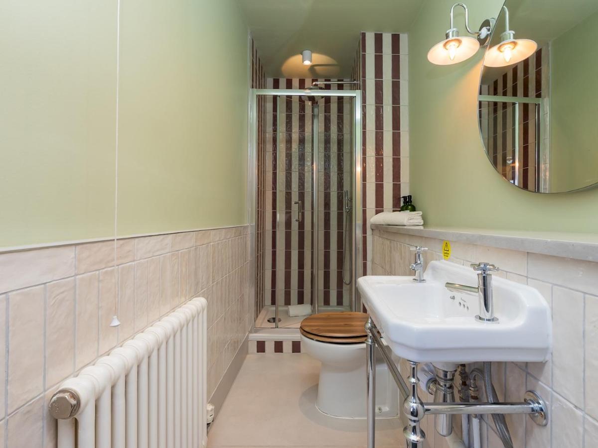 Pass the Keys King Room in superb Central Bath Location - 3