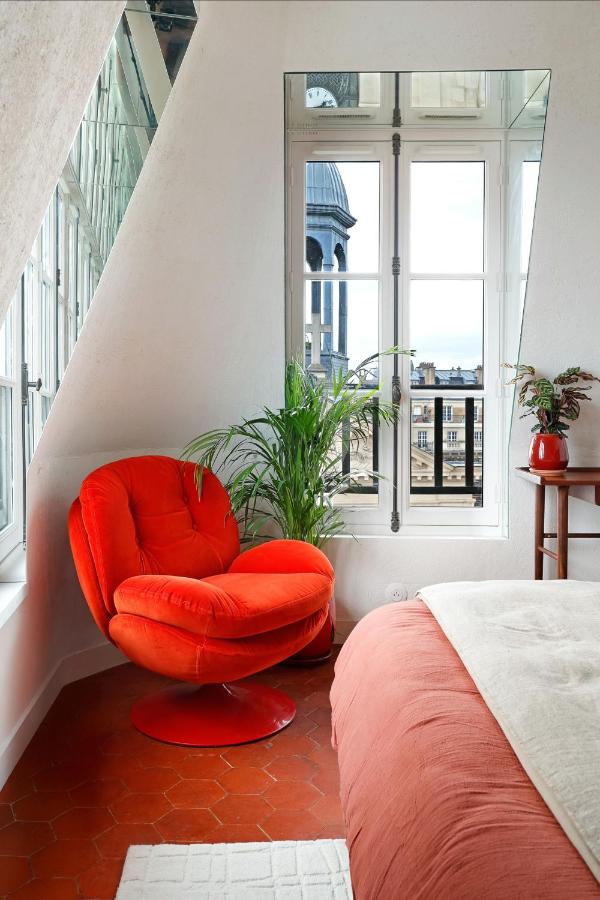 la suite rouge du marais - 2