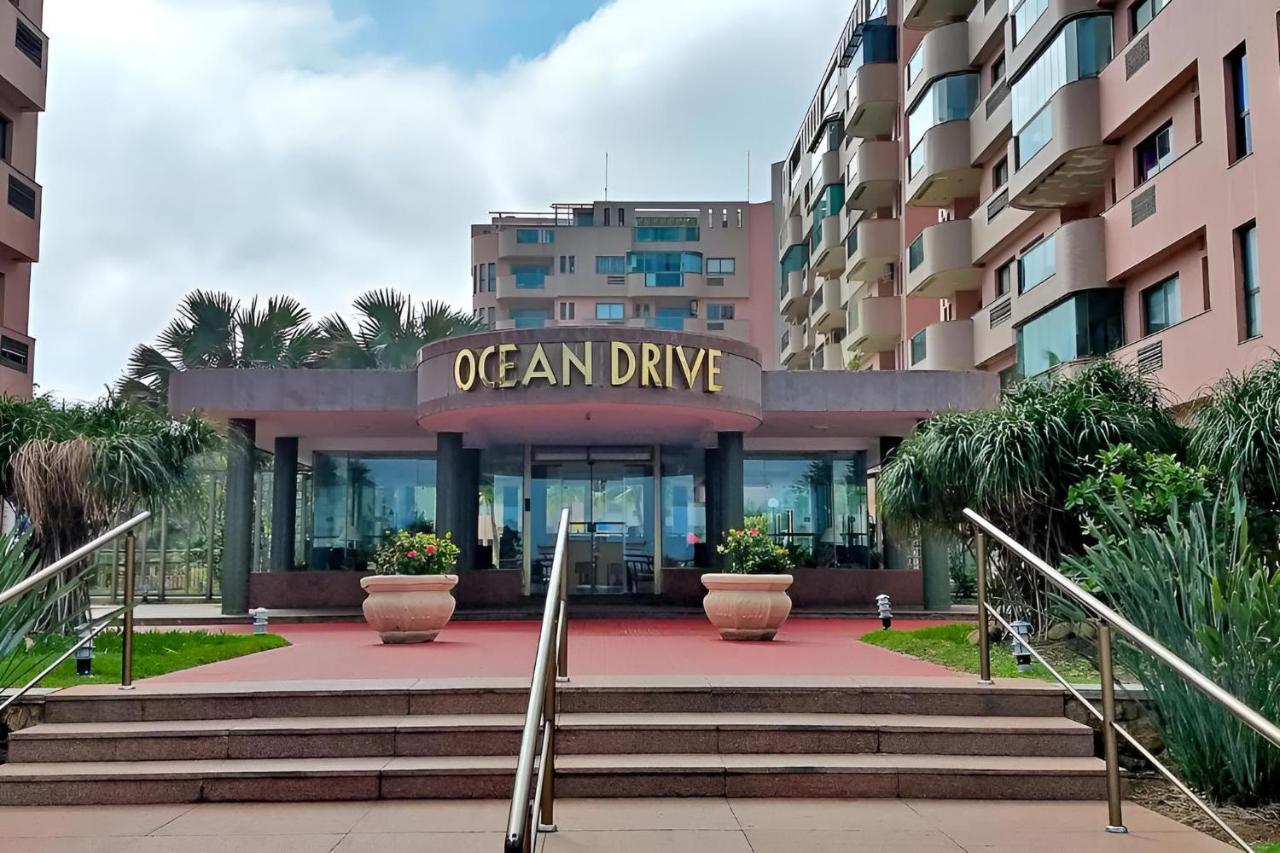 SUH Barra da Tijuca 01 Beach and Pool - 2