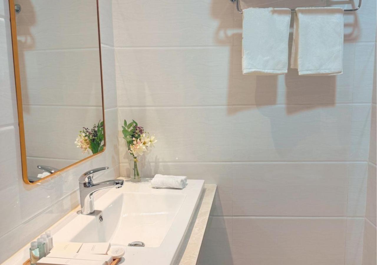 Solumie Boutique Hotel - 4