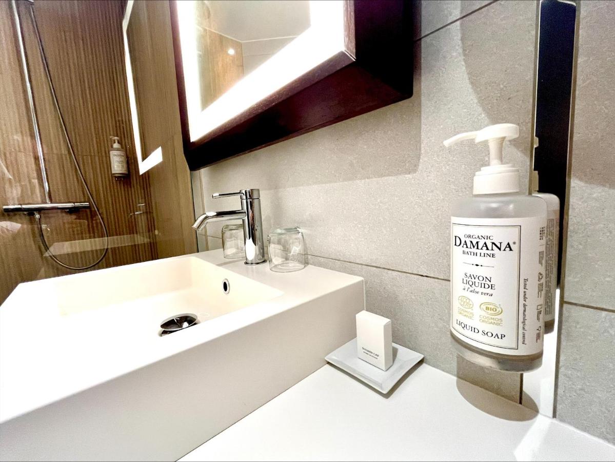 Westside Arc de Triomphe Hotel - 3