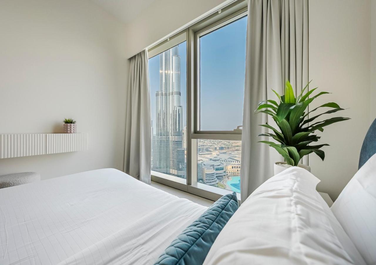 Iconic Burj Khalifa & Fountain Views, Luxury 2BR Downtown - 2