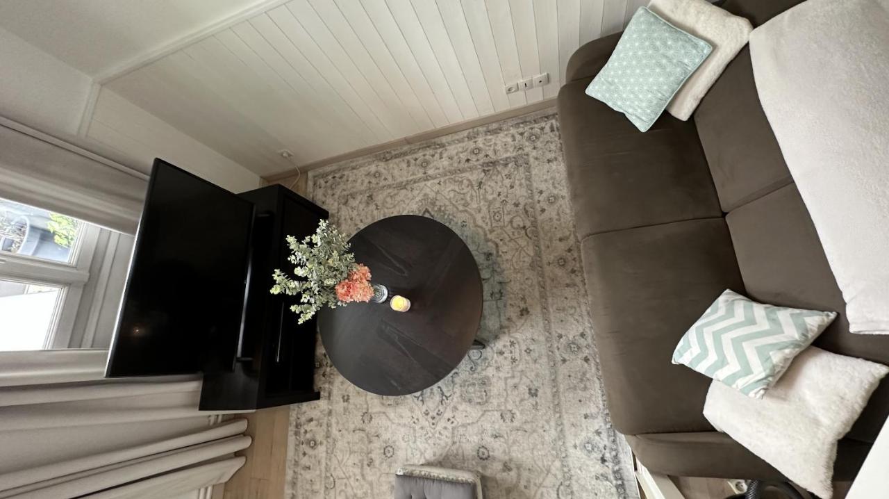 Small House in Belleville Paris - 5