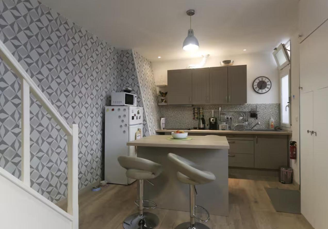 Small House in Belleville Paris - 4