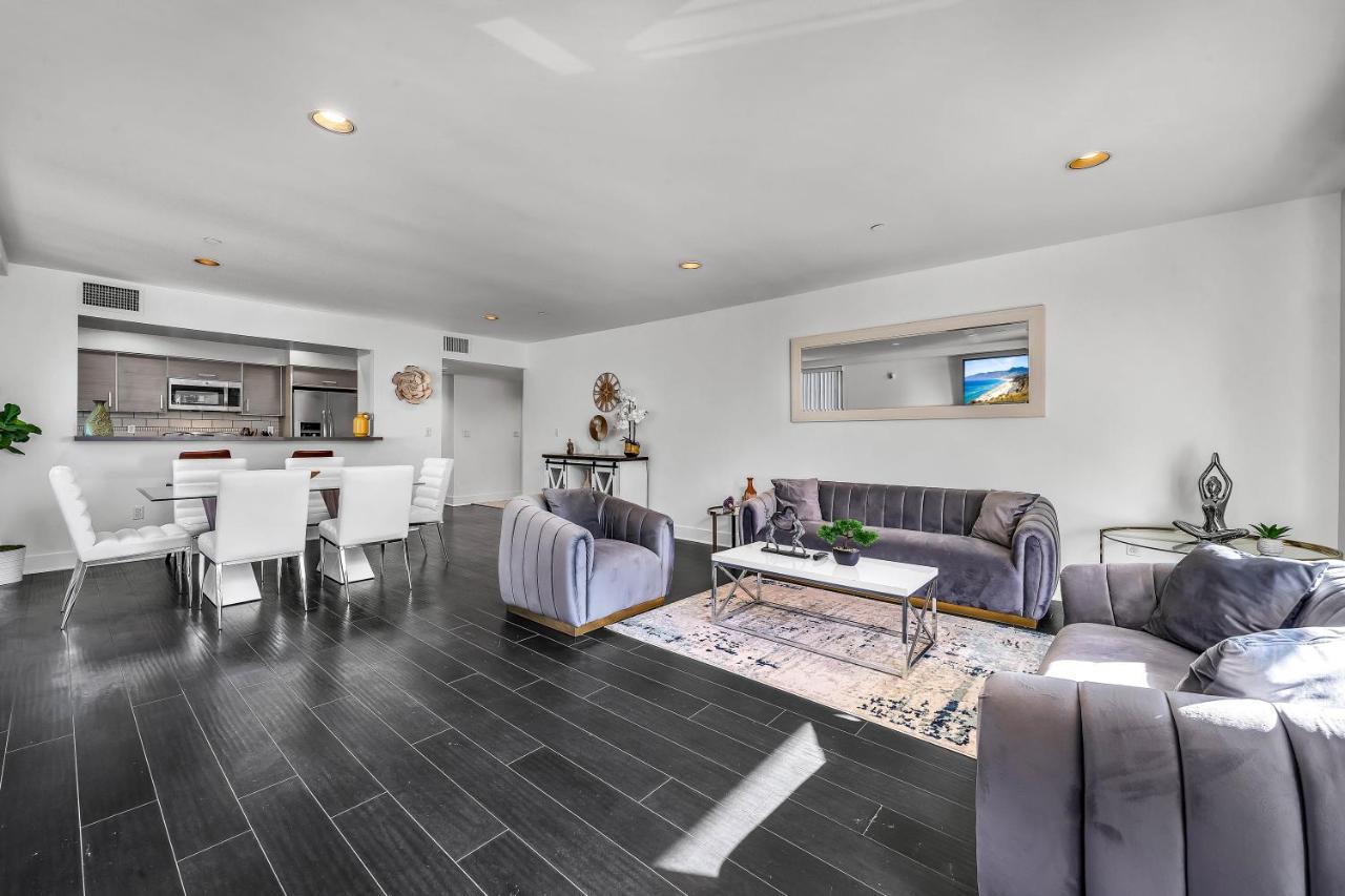 Amazing & Spacious in Heart of Santa Monica- Easy Access to ALL Tourist attractions - 4