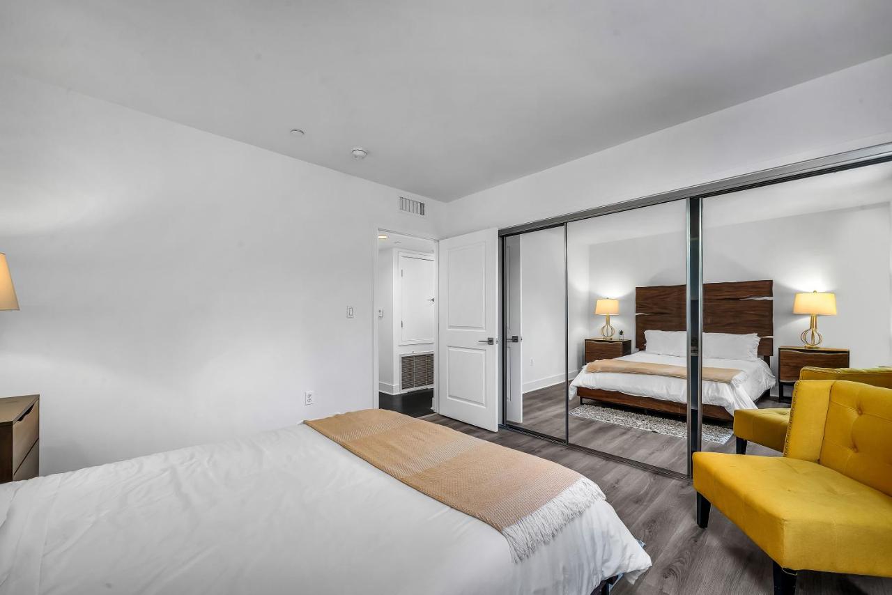 Amazing & Spacious in Heart of Santa Monica- Easy Access to ALL Tourist attractions - 2