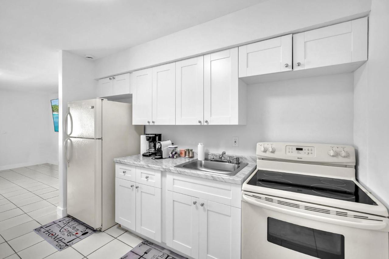 Costerra Miami 2BR - 2