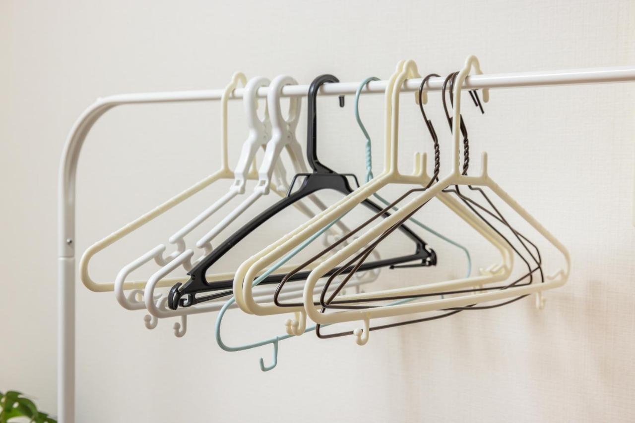 Ikebukuro 8 min walk, Kanamecho 6 min walk, 25sqm room, 2 guests, Direct access to Shinjuku, Shibuya, Tokyo, Ueno, 2 single beds - 2