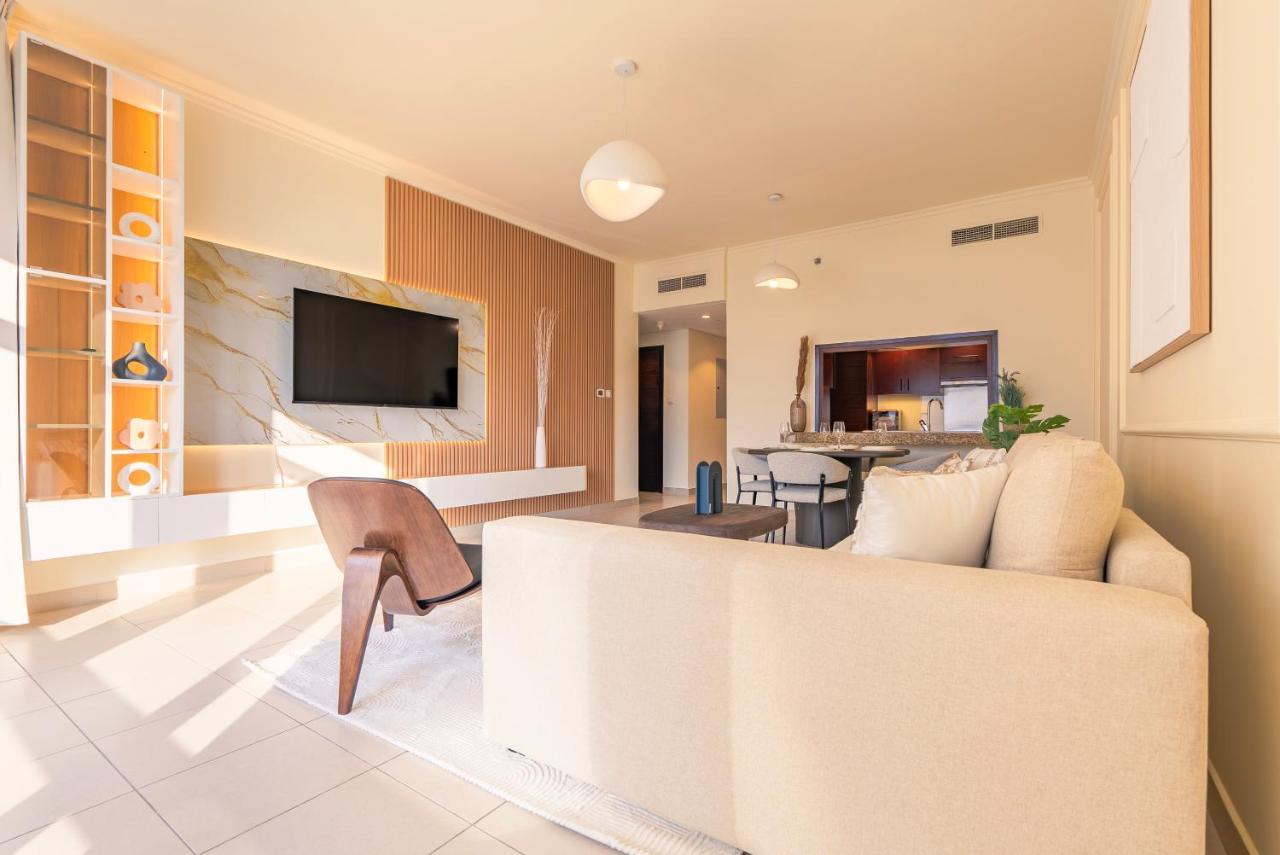 Grand 1bhk burj khalifa view Downtown - 3