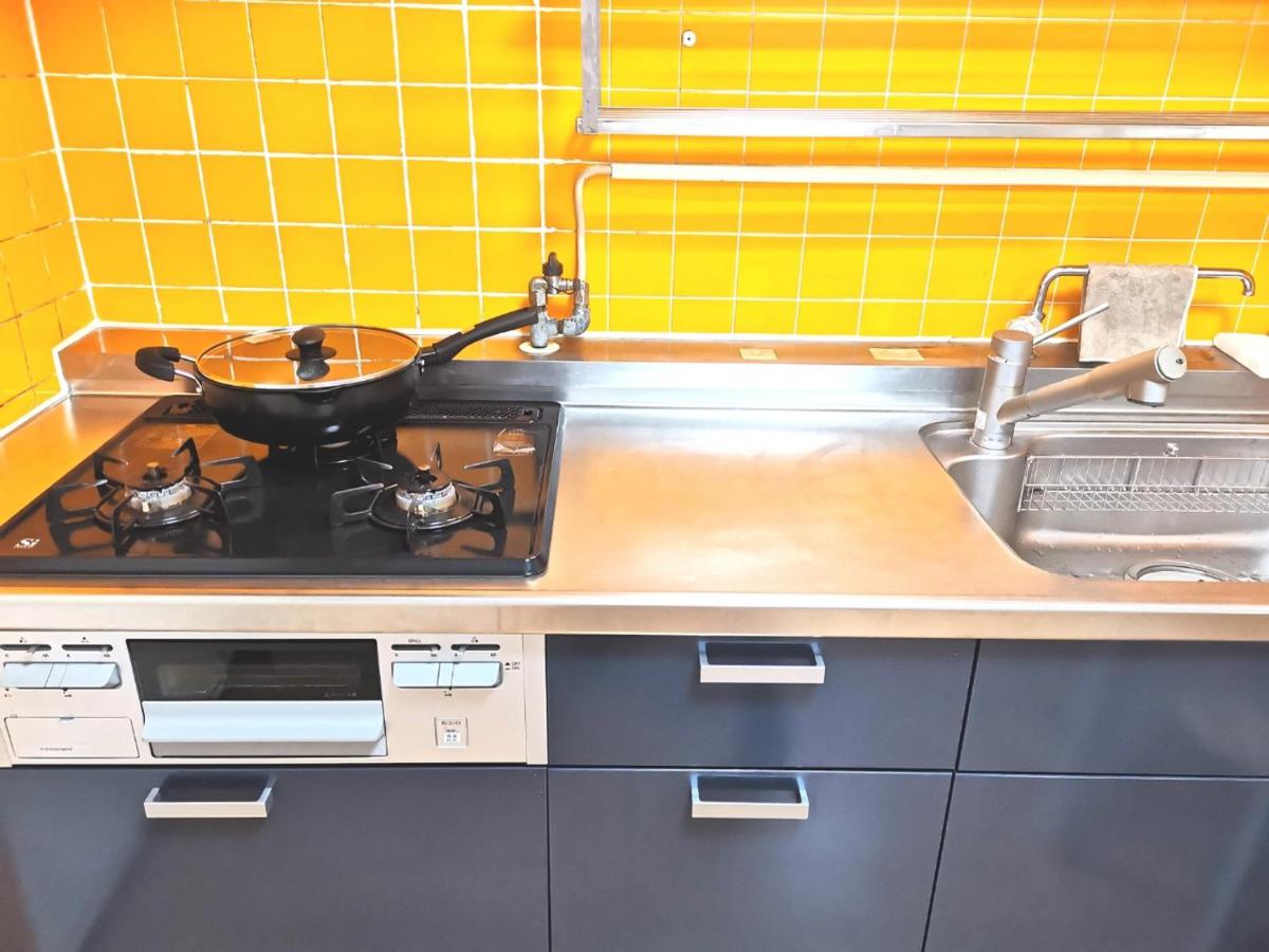 A Stay in Shinjuku - 3