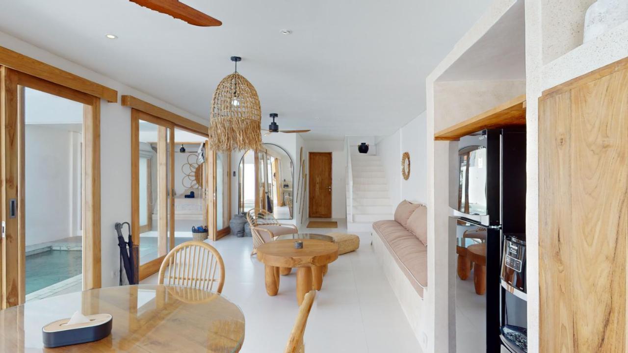 Minimalist & Bohemian 2Br Villa in Seminyak - 3