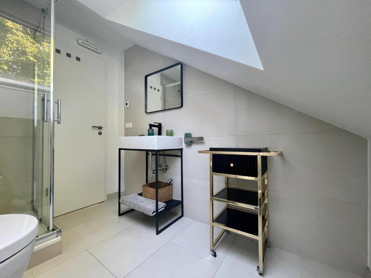 Westendperle am Olympiastadion - 3